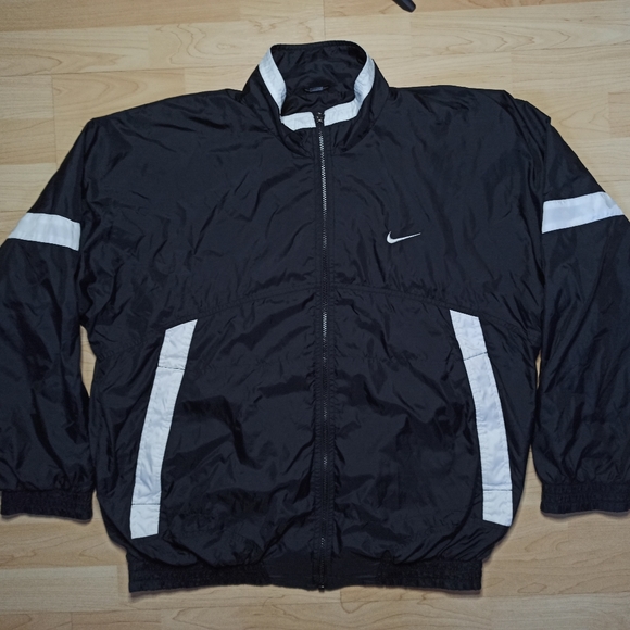 🔥Vintage Nike Middle swoosh Windbreaker 🔥 - Picture 4 of 6